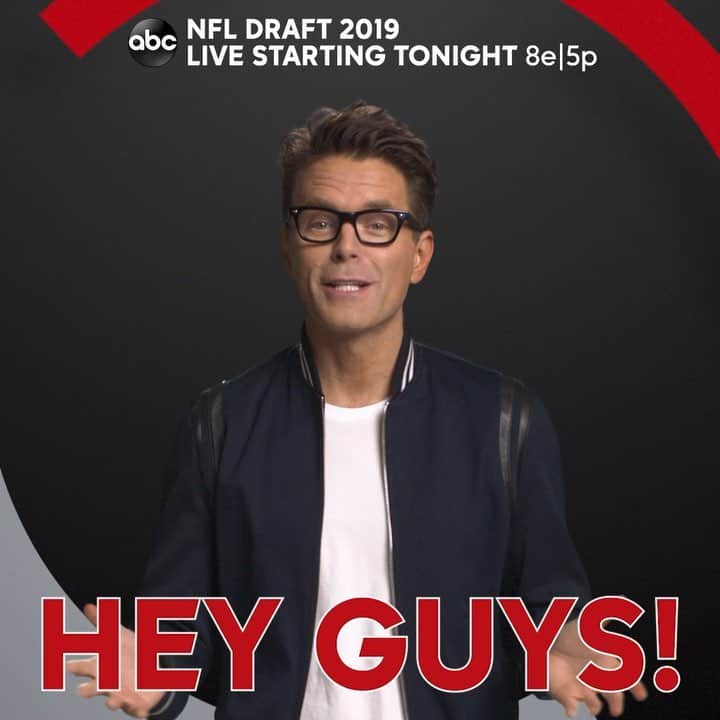 アメリカン・ブロードキャスティング・カンパニーのインスタグラム：「@mrbobbybones will be your eyes on the ground for the #NFLDraft2019 on ABC starting TONIGHT!」