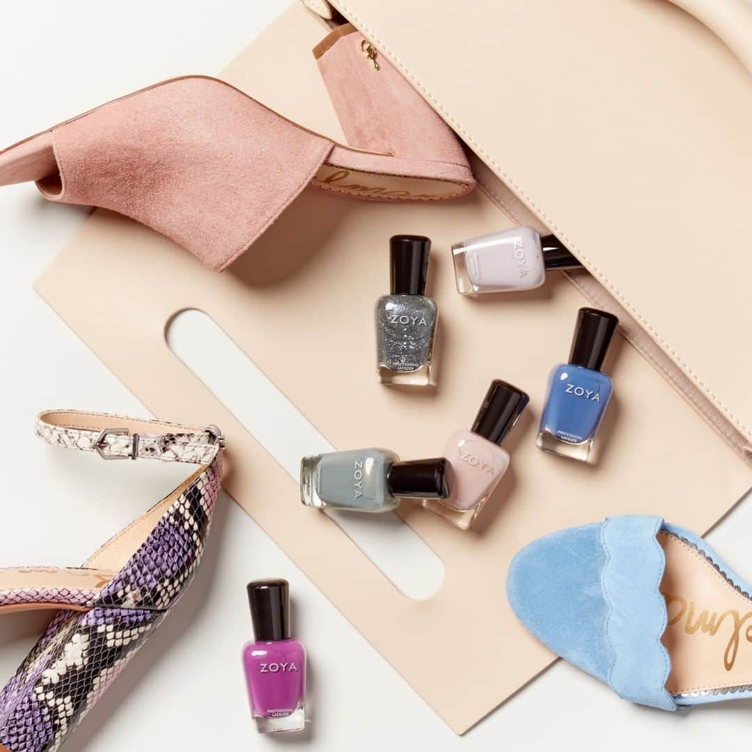 サムエデルマンのインスタグラム：「We partnered with our friends @zoyanailpolish on a GIVEAWAY to give you and a friend the new Zoya Innocence collection and $150 to shop @sam_edelman  Here’s how to enter:  1️⃣ Follow @sam_edelman and @zoyanailpolish  2️⃣ Like & save this post! 3️⃣ Tag a friend in the comments!  Winner will be randomly selected on 4/26, good luck!」