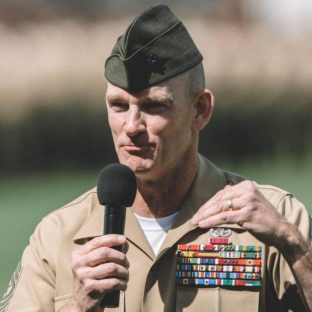 アメリカ海兵隊さんのインスタグラム写真 - (アメリカ海兵隊Instagram)「JUST IN: Sgt. Maj. Troy E. Black has been selected to be the 19th Sergeant Major of the Marine Corps.  Sgt. Maj. Black is currently the Sergeant Major of Manpower and Reserve Affairs. He will replace the current Sergeant Major of the Marine Corps, Sgt. Maj. Ronald Green, during a post and relief ceremony later this year.  #USMC #Marines #MarineCorps #MarineLife #Marine #SgtMaj #Changeover #Leadership #Rah #SemperFi」4月26日 2時12分 - marines