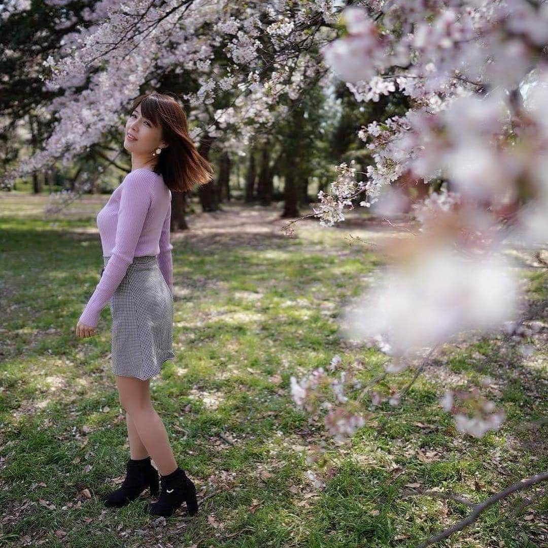 沢木麻衣さんのインスタグラム写真 - (沢木麻衣Instagram)「お花見撮影会🌸 #写真好きな人と繋がりたい  #写真で伝えたい私の世界  #モデル #歌 #お花見 #花見 #桜 #満開 #私服コーデ」4月25日 17時57分 - maikaru720