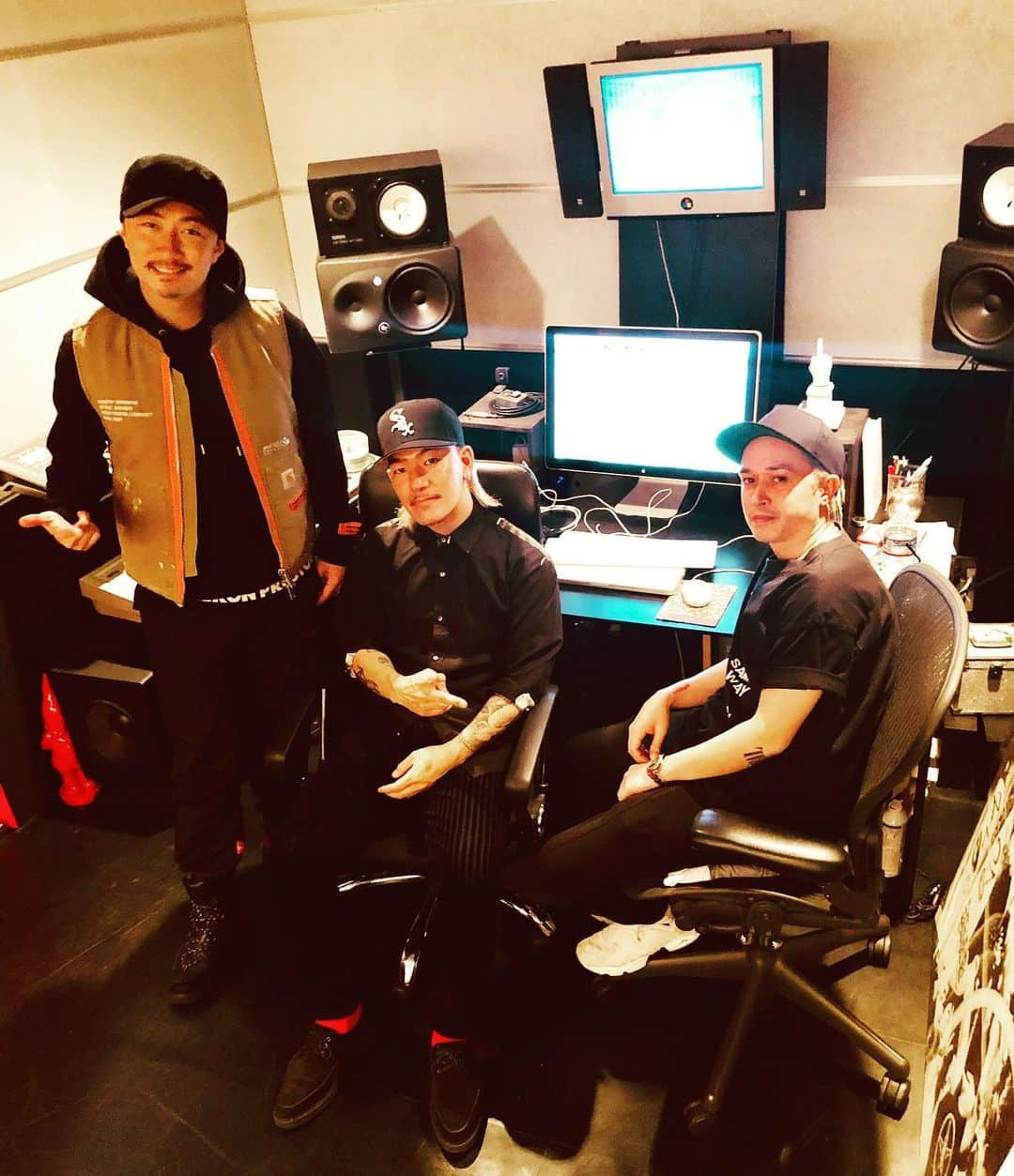 MAKIDAIさんのインスタグラム写真 - (MAKIDAIInstagram)「Good session with @lucasvalentine & @mabu_mb  Thanks for new one！！」4月25日 18時29分 - exile_makidai_pkcz