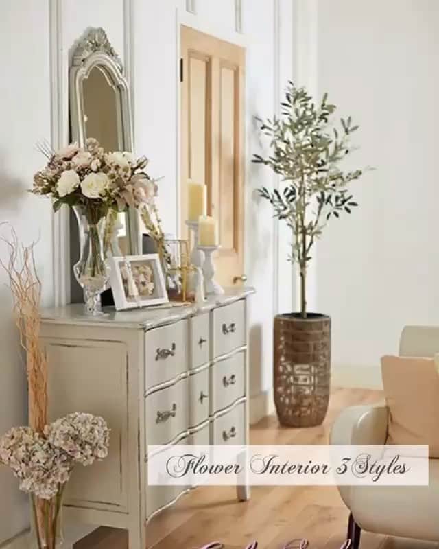 東京堂アーティフィシャルフラワーMAGIQのインスタグラム：「・ 【Flower Interior 3 styles〜 花のある暮らし〜】 《Girly Styles(ガーリースタイル) ・ 3つのインテリアスタイルに合わせたコーディネートのご提案です。 花と器のあわせ、色彩や素材感など、 空間つくりのヒントにしてください。 ・ ℹ️出展のお知らせ 📢第43回 2019日本ホビーショー in 東京ビックサイト✨ 2019年4月25日(木)〜27日(土) 10:00〜18:00(最終日は17:00) 西1ホール 出展フェア/フラワーWORLD ブースNo/西1-18-4 ・ #TOKYODO#MAGIQ#MAGIQのある暮らし#東京堂#アーティフィシャルフラワー#アーティフィシャル#アートフラワー#造花#花のある暮らし#花のある生活 #花好きな人と繋がりたい#フラワーデザイン#フラワーアレンジメント#フラワーアレンジ#アレンジメント#artificial#artificialflower#花藝#插花#花藝課#保鮮花#不凋花#꽃스타그램#조화」