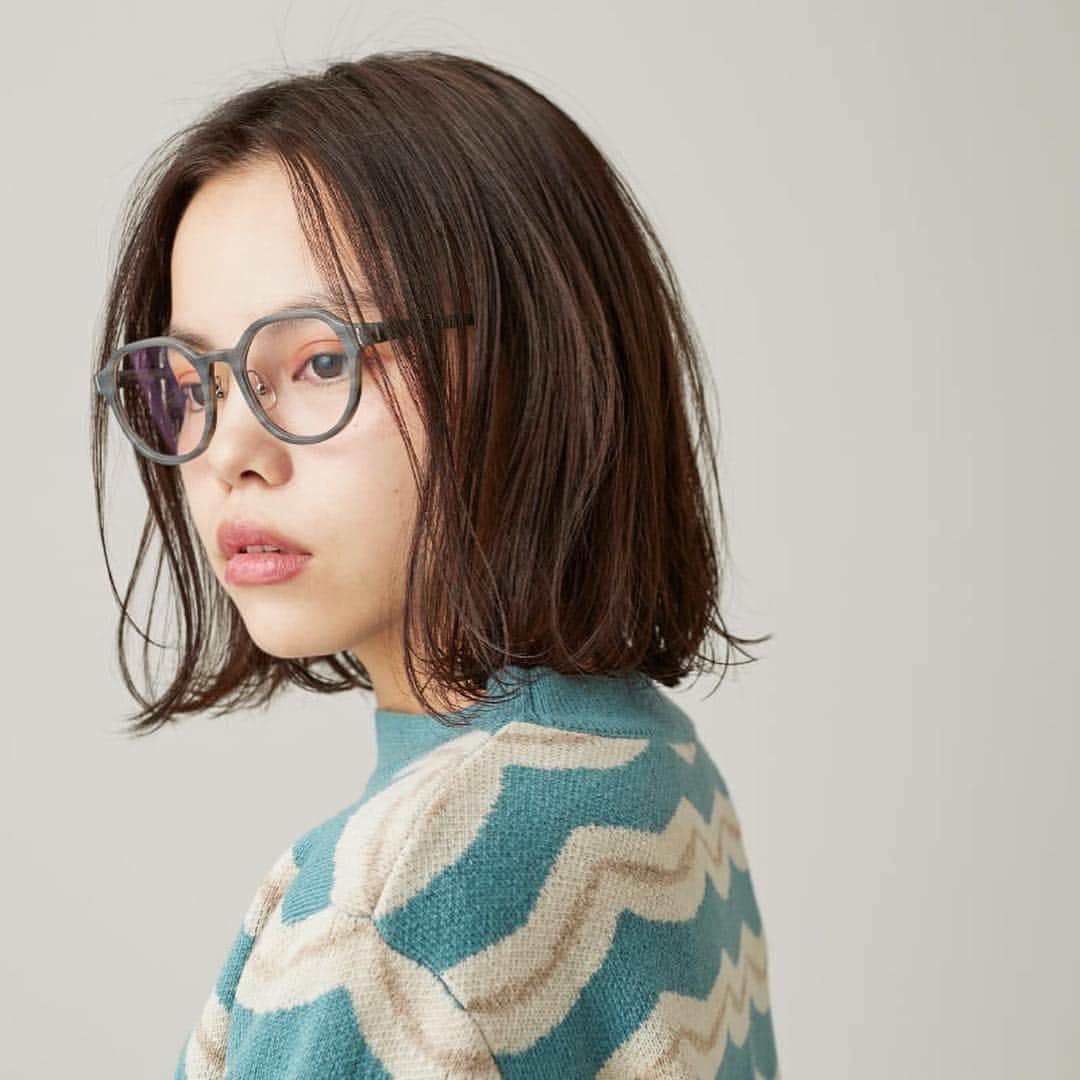 大津彩未のインスタグラム：「JINS EYEWEAR 👓  ㅤ @jins_snap @belleiida  ㅤ 初めて飯田さんとご一緒でき光栄でした。  ありがとうございました🌸 ㅤㅤㅤㅤㅤㅤㅤㅤㅤㅤㅤㅤㅤ #jins #jinseyewear」
