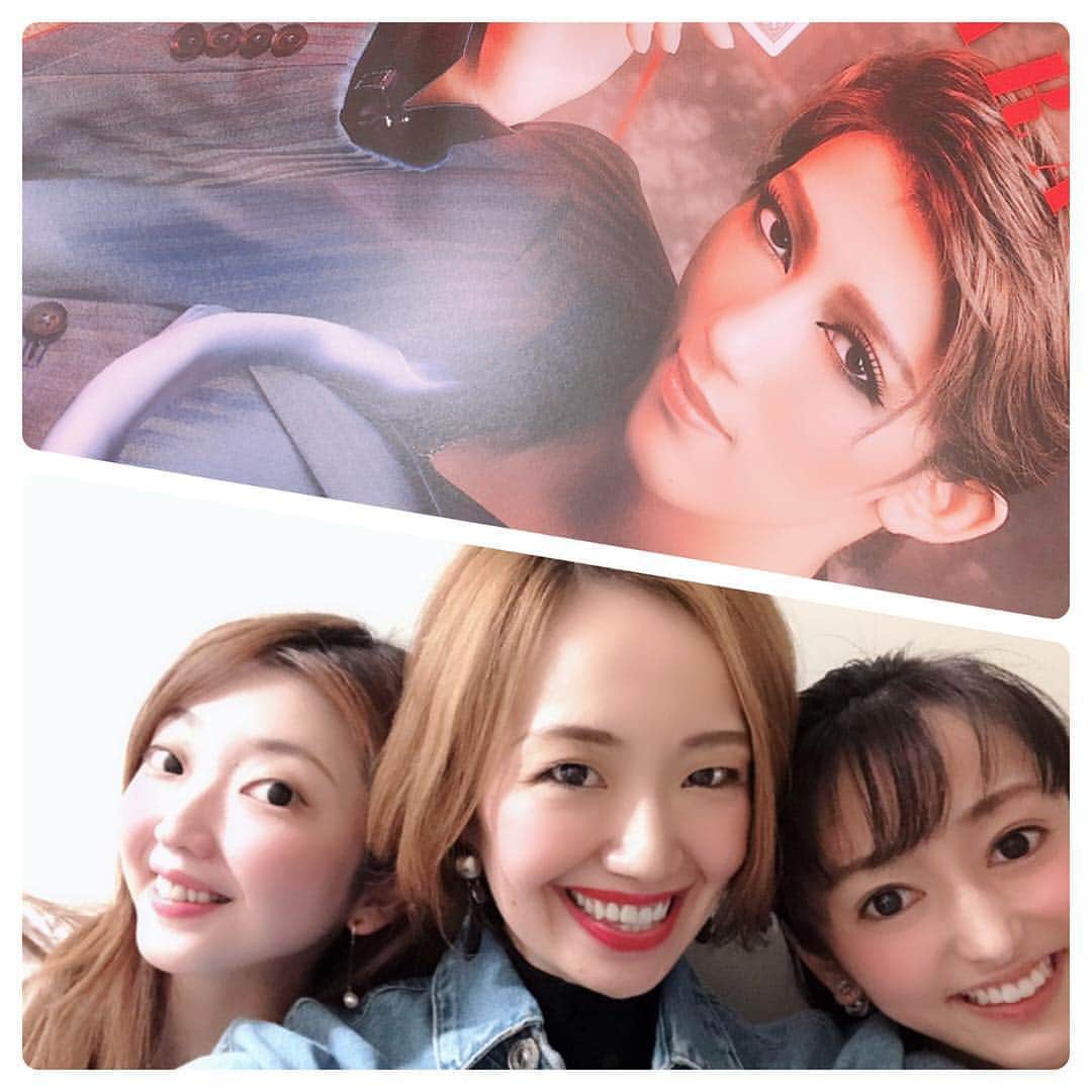 貴千碧のインスタグラム：「#オーシャンズ11  久しぶりの#宙組 観劇✨またまた#早乙女わかば ちゃんと道でバッタリ。「今から観ます⁉️」「観るよー😆‼️✨」絶対縁があるね、私たち😆👏 大好きな同期#澄輝さやと の退団公演。男役の集大成。あっきーがこの15年積み重ね続けてきたものが確実に血となり肉となって舞台に現れていました。フィナーレのキラキラな笑顔に心からお疲れ様でしたと、そして長い間本当にありがとうと、祝福の思いと感謝で胸がいっぱいになりました。 すみれ(#蒼羽りく ちゃん)も卒業なんだな…#純矢ちとせ さんもあやちゃんも…そして月組の初舞台生だったこころも。 皆さん本当に輝いていらっしゃいました。まだまだ公演は始まったばかり。退団者の皆さんが毎日心から幸せでありますように✨👏 ゆりかに久し振りに会えて嬉しかったなぁ🥰彼女が2番手時代何度か一緒に食事に行き、ゆりかのしっかり根の生えた考えや思いに私も何度もパワーもらいました。 男役になるために、そしてトップスターさんになるために生まれてきたような人だ。#真風涼帆 ちゃん。本当にカッコ良いぞ。それにしても…フィナーレのサプライズウインクには思わず声出ましたぜ😆🤩 初舞台生にも知り合いが沢山。いい笑顔で踊ってるなぁ…✨#初舞台おめでとう ！！自分と関わりのある子たちの初舞台は胸がいっぱい☺️👏 出演者の皆さん、退団者の皆さん、初舞台生のみんなに#心からの拍手を送りました ☺️👏✨」