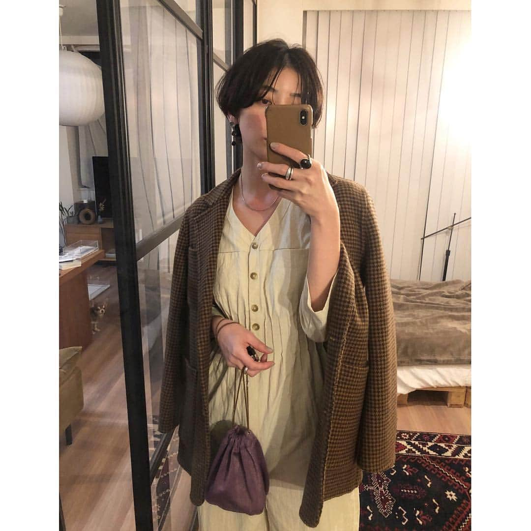 吉田怜香さんのインスタグラム写真 - (吉田怜香Instagram)「今週末の土曜日、4/27(sat)12:00〜18:00 みんなと一緒に中目黒でフリマやりますよん◎  目黒区東山2-3-4-lilyビル4F 春夏ものお手頃で出すのでぜひ👗👖💛 詳しくは @bonill_gallery でcheckしてください 📍 . #よしだ_服 #陰ながらのベル」4月25日 19時51分 - reikayoshida_