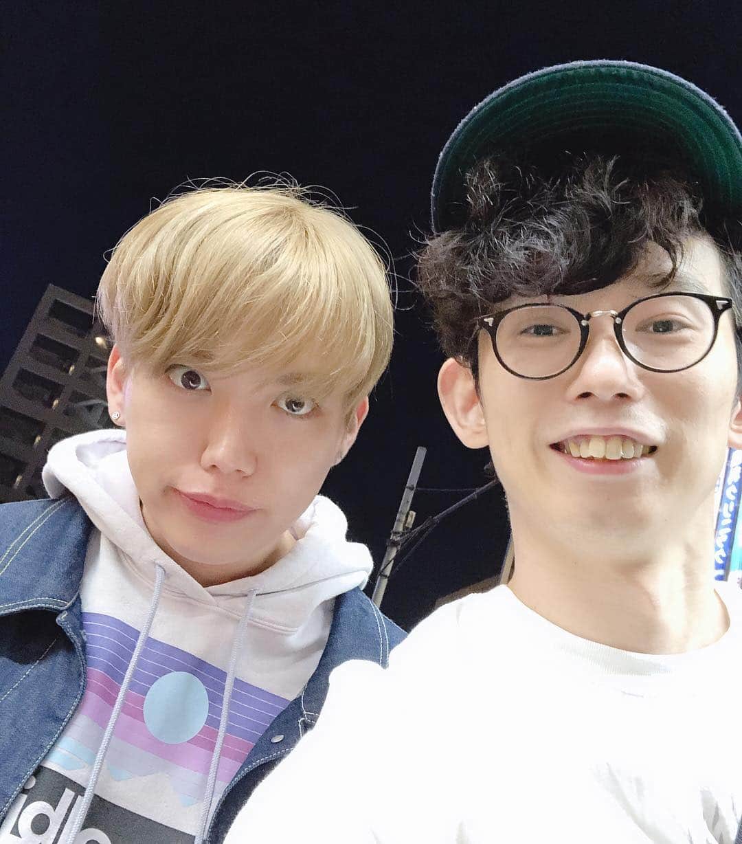 芦沢統人のインスタグラム：「GEN君と会った！ ばったり！びっくり！」