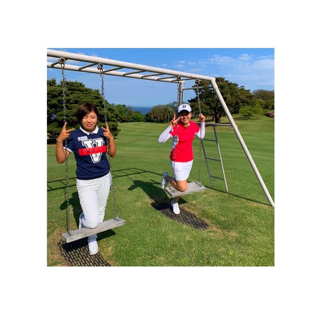 篠原まりあのインスタグラム：「__________** . . フジサンケイレディース . 一生懸命楽しも ︎︎︎🌈♥️♥️ . . #QIC  #ユーロックジャパン #YAMAHAGOLF #Fcompany  #v12golf  #Tokyugroup #NIKE」