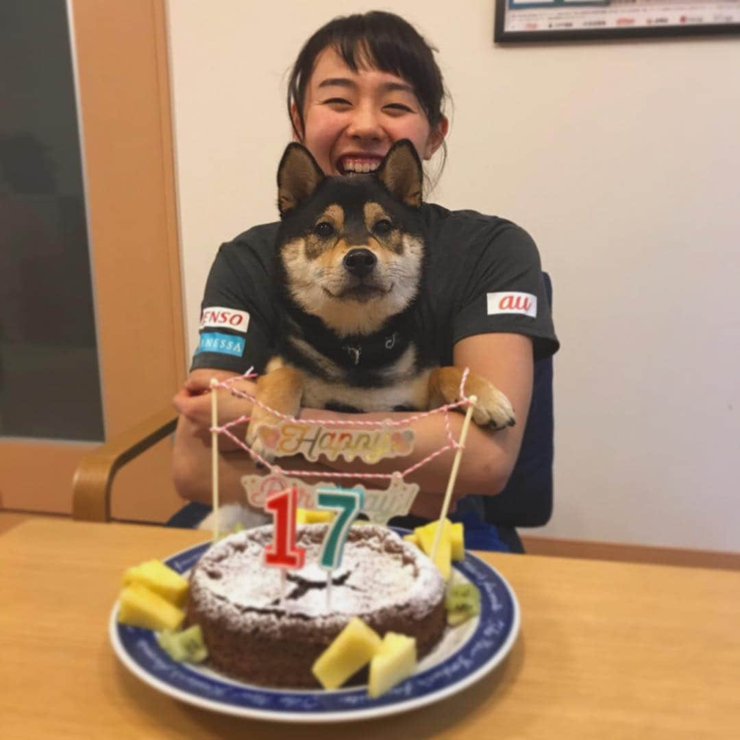 伊藤ふたばさんのインスタグラム写真 - (伊藤ふたばInstagram)「Thank you for a lot of birthday wishes💓 I just turned 17 years old😳✨ I am happy to be able to do my favorite climbing surrounded by my favorite people💕 ・ ・ 今日で17歳になりました😳✨ 大好きな人達に囲まれて大好きなクライミングができて幸せです💕 そして沢山のお祝いメッセージありがとうございます！ ・ #happybirthday #april25th」4月25日 20時18分 - futaba_ito