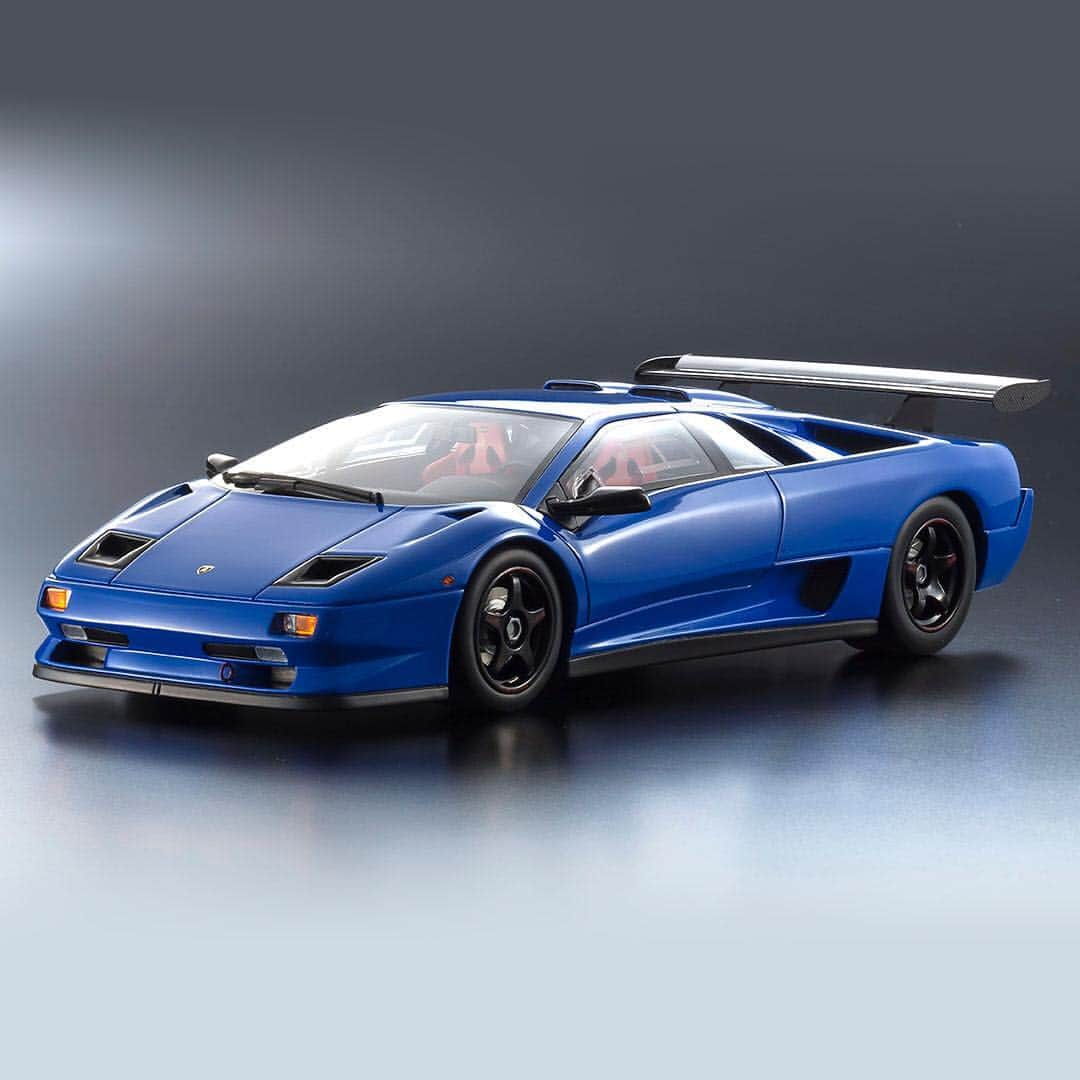 kyosho_official_minicar toysさんのインスタグラム写真 - (kyosho_official_minicar toysInstagram)「. 1:18 Resin Model Lamborghini Diablo SVR (blue) [No.KSR18510BL] #kyosho #lamborghinidiablo #lamborghini #diablo #minicar #resinmodel #resinmodels #blackfriday #italia #italiacar #black #sportscar #sportscars #Luxury #Luxurycar #carlife #hypercar #supercarbuzz #lambocarphoto #carcollection #lamborghini_daily #ランボルギーニディアブロ #ディアブロ #ランボルギーニ #ブラックフライデー #スポーツカー #ミニカー #118scale #mycar #limitless  www.kyosho.com」4月25日 20時21分 - kyosho_official_minicar_toys