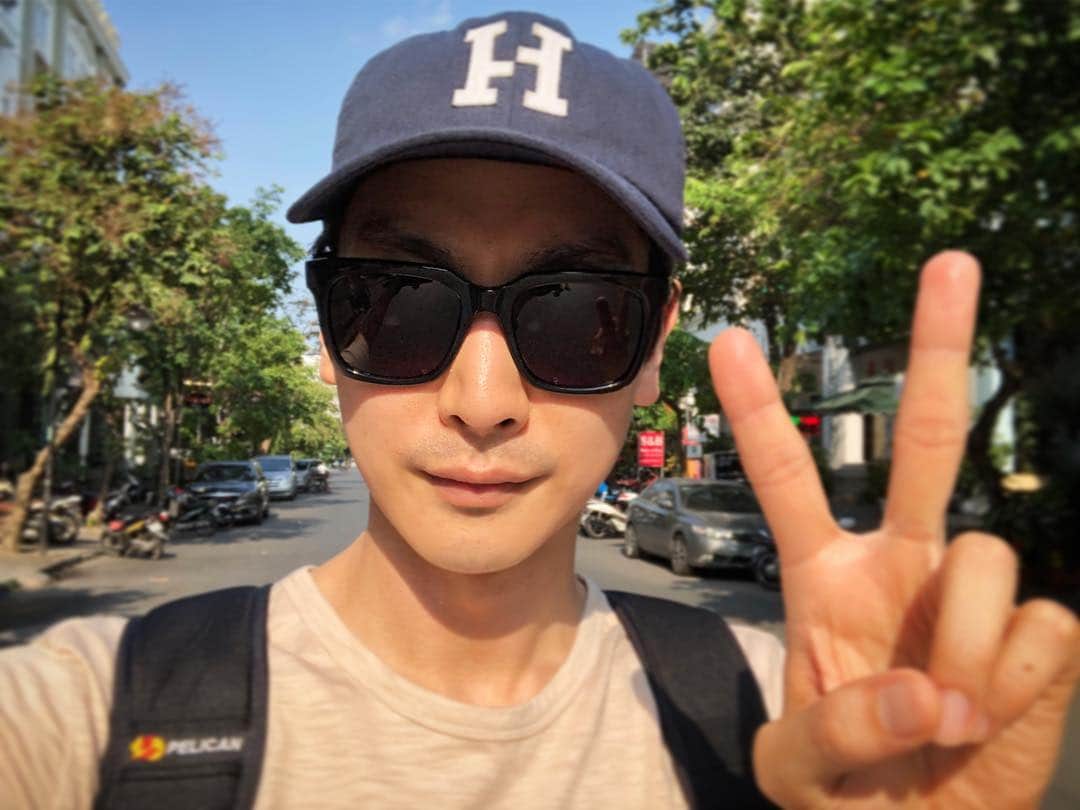 シム・ジホさんのインスタグラム写真 - (シム・ジホInstagram)「점심 후 산책~🇻🇳」4月25日 20時22分 - pickybonbon