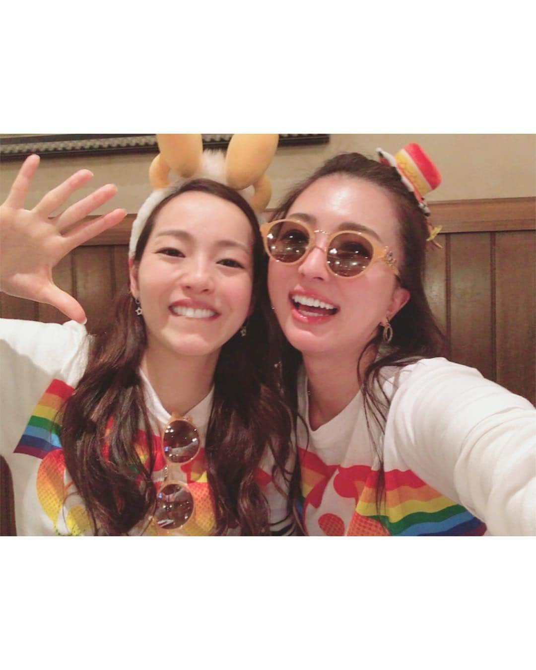 祥子さんのインスタグラム写真 - (祥子Instagram)「💖 先日、地元の大好きな親友が仕事で東京に😊 滞在中の1日は私との時間💓 ということで… : 約2年ぶりのDisneyへ✨ : ディズニーはいまEaster🥚🐰 初めてのEasterを体験したよ❣️ : 私が語らずともDisneyの素晴らしさは分かるはず🥰 1日が本当にあっという間でした🌈 : あぁ、すぐにでも行きたいDream Land😍✨ #休日 #地元のともだち #親友 #癒し #夢の国  #tokyodisneysea #ディズニーシー #充実  #easter #イースター #最高の休日 #ありがとう #写真がいっぱい #第2弾は後日 😘」4月25日 21時00分 - sho_ko.0413