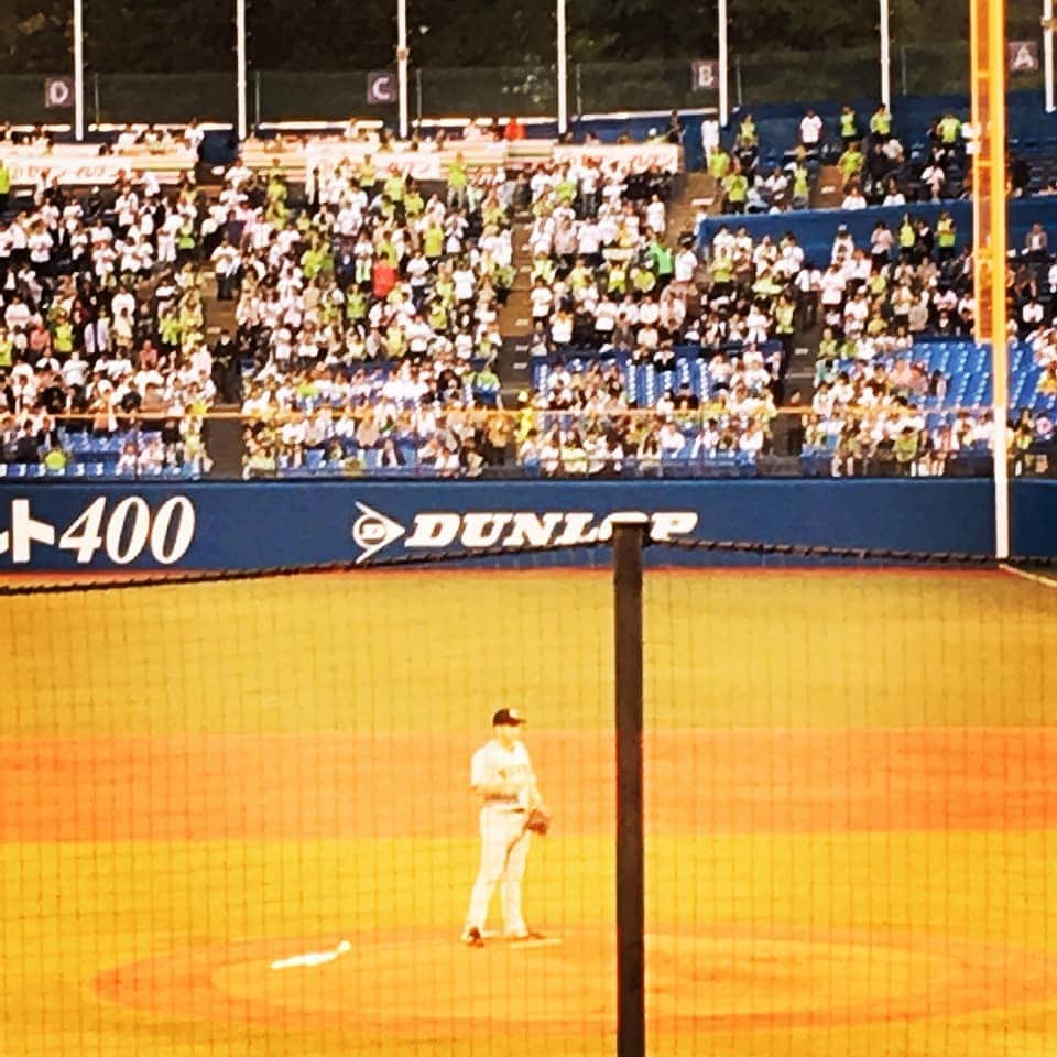 中村昌也のインスタグラム：「う～ん。。。 シーズンは長い。。。 菅野選手、次に期待します！  週刊ジャイアンツで報告や～✨ #巨人 #菅野智之 #こんな日もある #ハイボール飲みます❗」