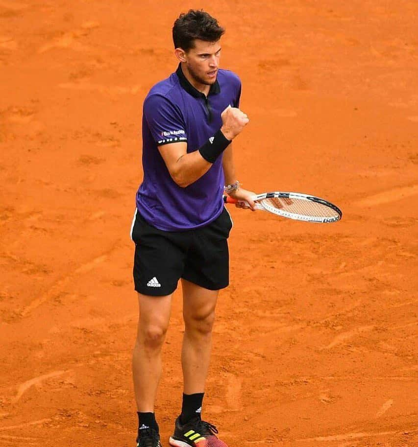 ドミニク・ティエムさんのインスタグラム写真 - (ドミニク・ティエムInstagram)「Good 3rd round here in Barcelona at the @bcnopenbs 😊🎾 #barcelona #createdwithadidas #givesyouwings #4ocean」4月26日 2時44分 - domithiem