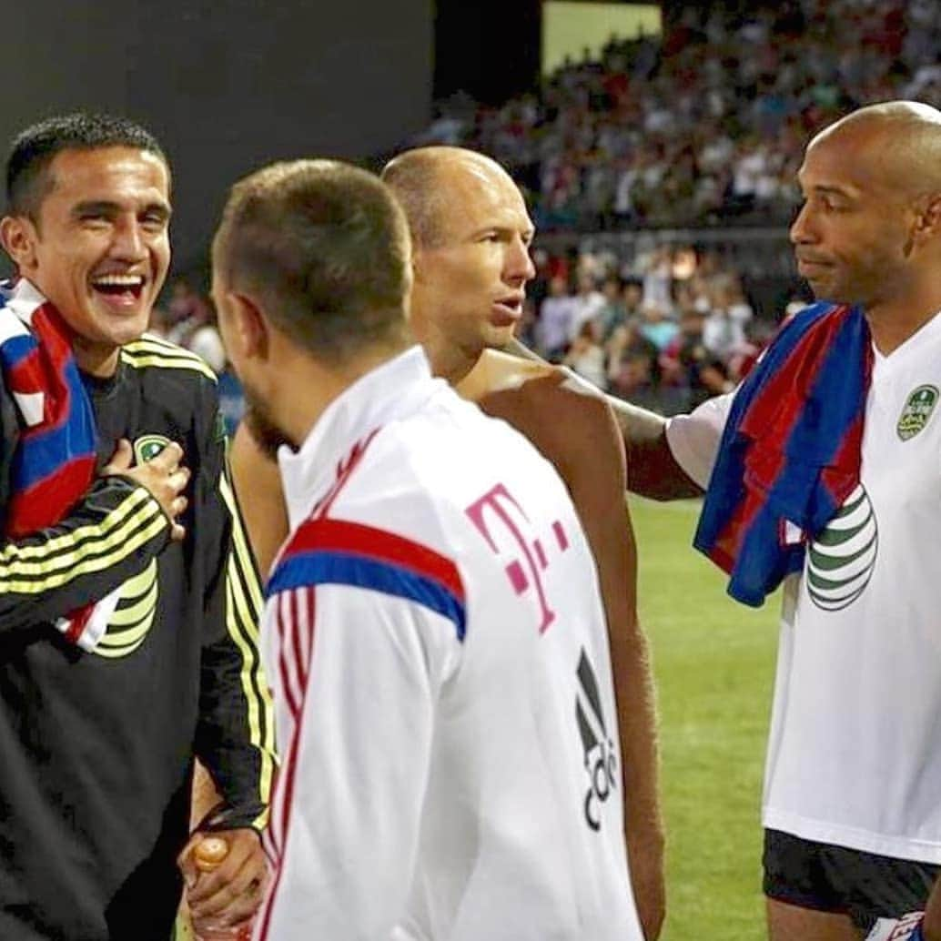 ティム・ケーヒルさんのインスタグラム写真 - (ティム・ケーヒルInstagram)「TBT- Priceless memories @mls All stars vs @fcbayern @thierryhenry @arjenrobben @franckribery7 🤩⚽️」4月25日 21時47分 - tim_cahill