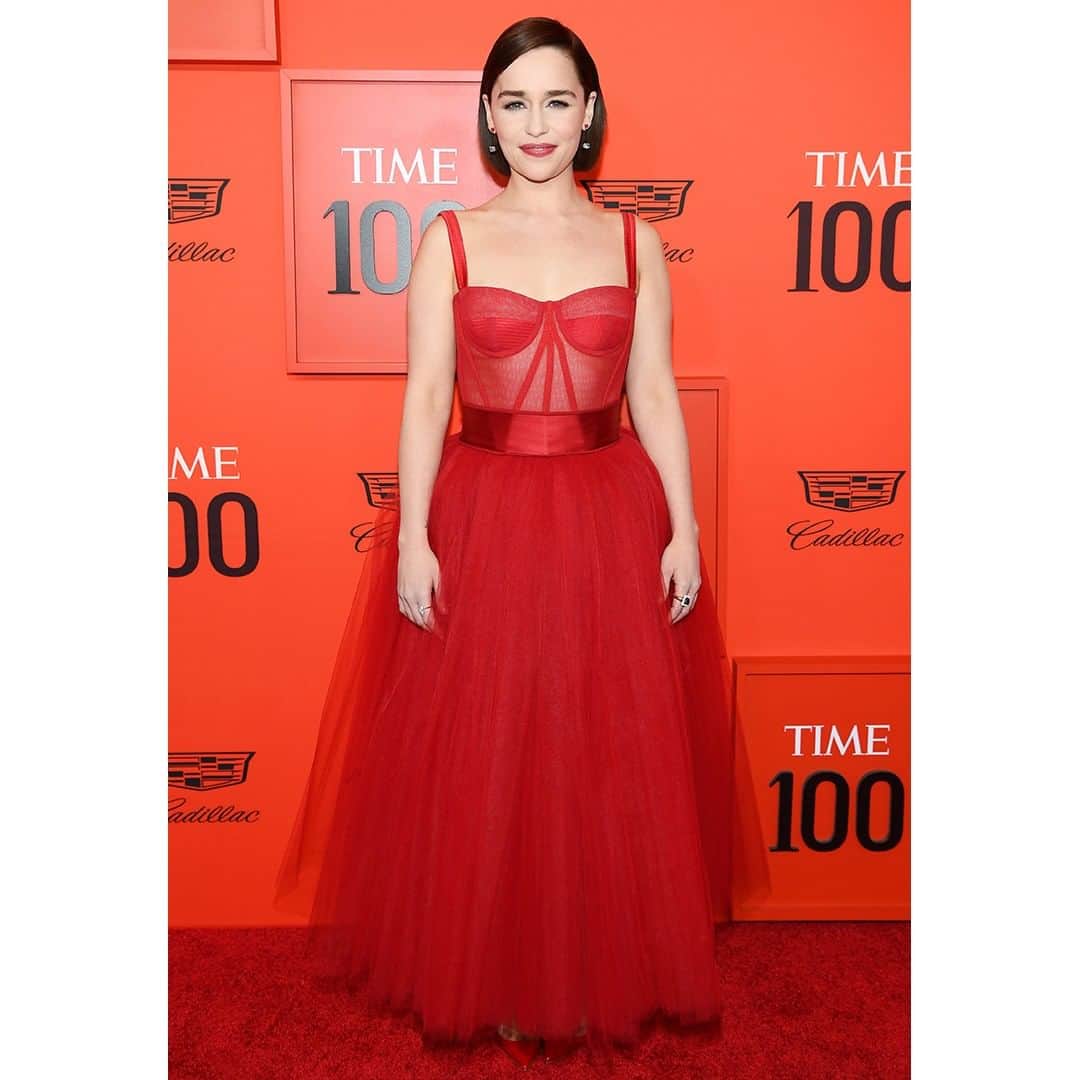 のインスタグラム：「@Emilia_Clarke in Dolce&Gabbana attends the 2019 Time 100 Gala in New York City.」