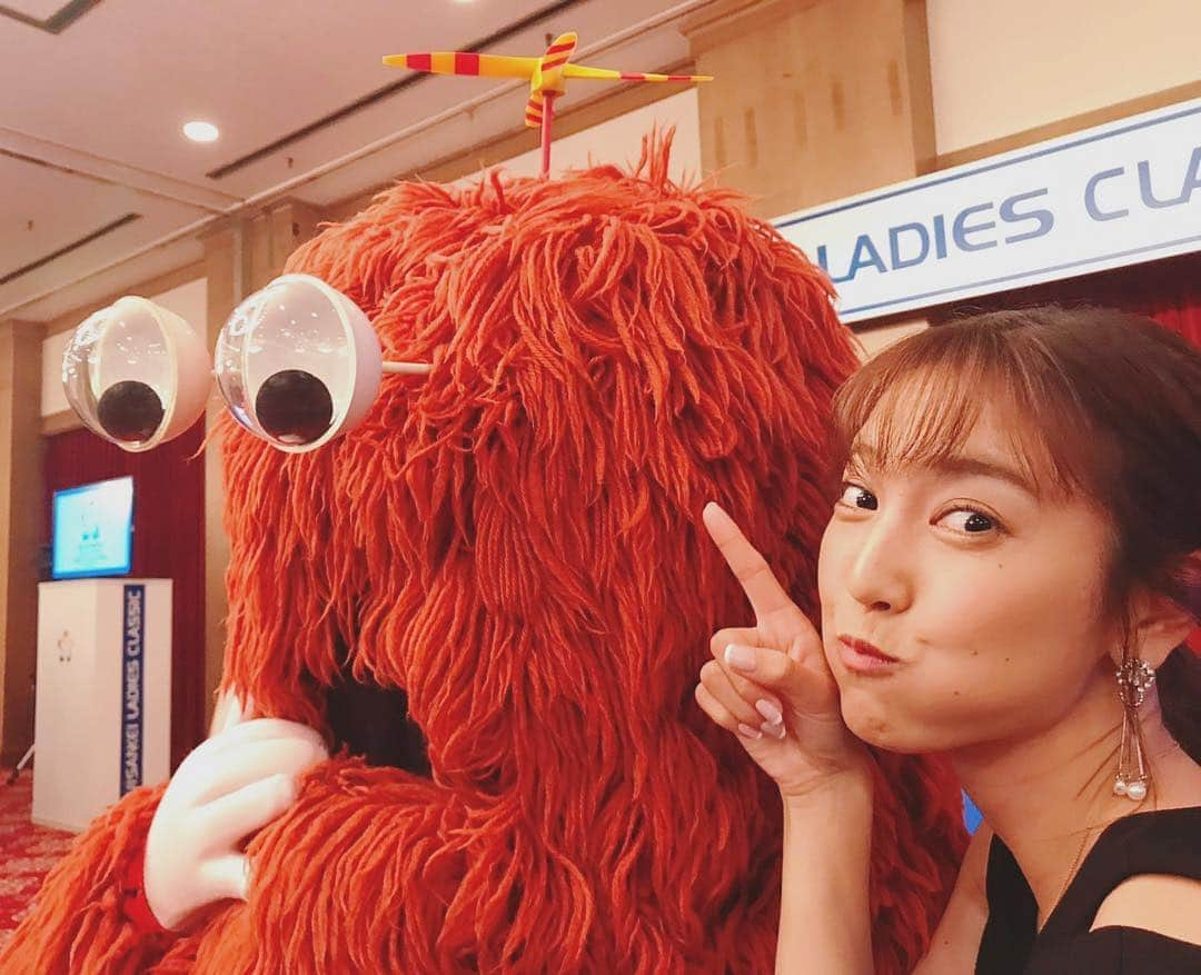 小澤陽子さんのインスタグラム写真 - (小澤陽子Instagram)「at work☻. . 💚ガチャピンとムック❤️ . . #ムック大きい #ムックの目 #こんなに出てたなんて #知ってました？ #この並べられてる感じも #愛らしい」4月25日 21時58分 - yoko.ozawa729