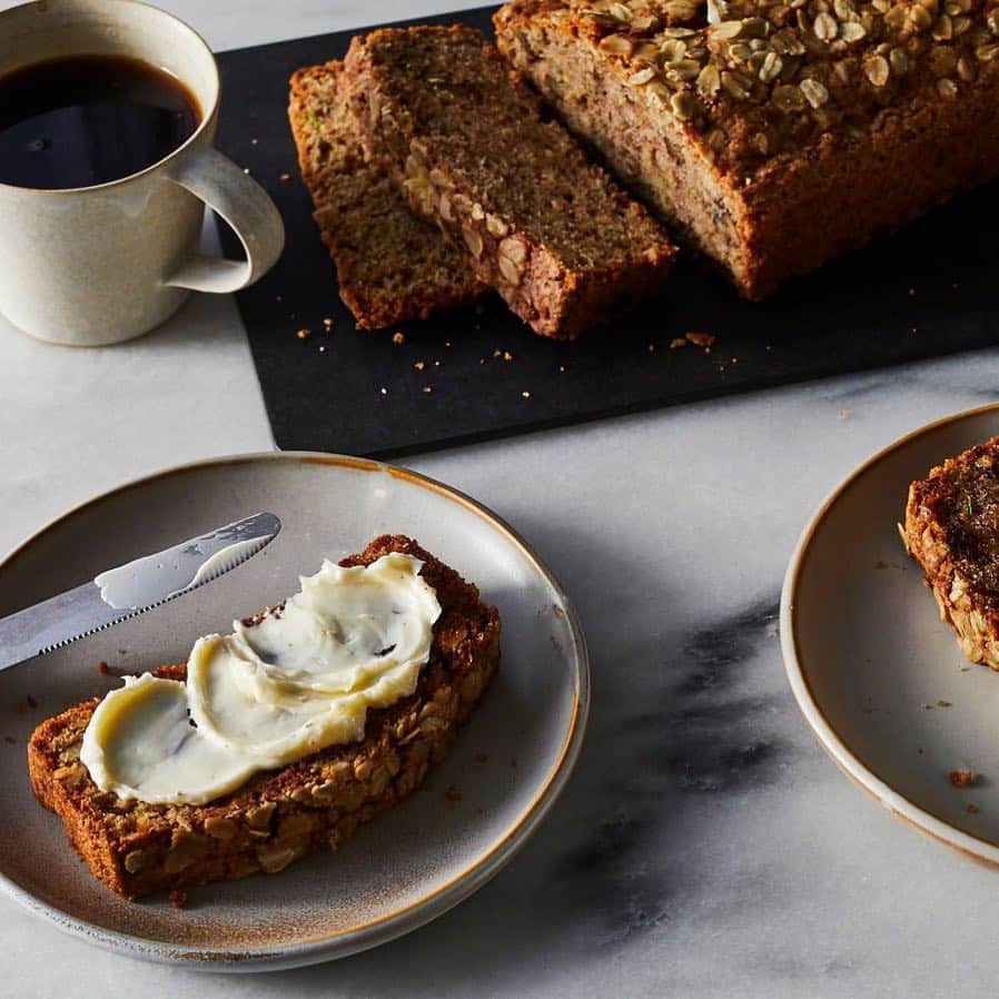 Food & Wineさんのインスタグラム写真 - (Food & WineInstagram)「This super-simple zucchini bread delivers maximum breakfast delight. Pro tip: If you’re lucky enough to have leftovers (and that's a big IF), cut it into cubes, toss with butter, and toast them for topping yogurt or ice cream—you're welcome. Recipe link in our bio. 📷: @jencausey」4月25日 22時17分 - foodandwine