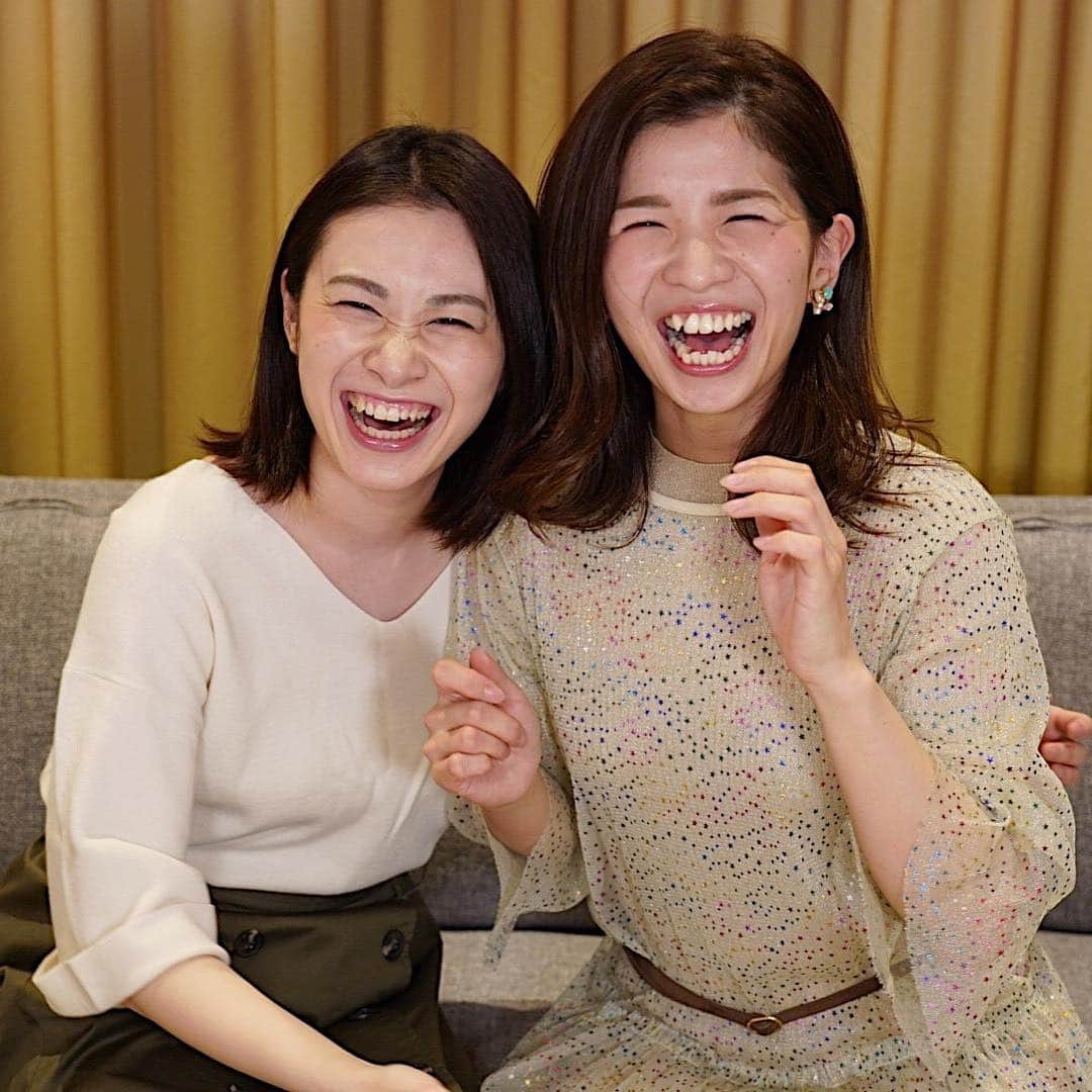 鈴木芳奈のインスタグラム：「‪ #もな生 配信見てくださった方🌸‬ ‪ありがとうございました☺︎✨✨‬ ‪配信中のコメント、今みてます♪しっかり届いてますよ‬ 配信楽しすぎた…☆ 二人での歌声も歌っててとても気持ちよかった ‪萌菜とこうしてお届けできることは本当に感慨深い… 私が出演したもな生のアーカイブが、萌菜のTwitterからみれますよ！ぜひ☺︎ みてくださった方コメントくださった方ありがと〜♡ ライブまで残り一週間。会えるの楽しみだ♡ #橘芳奈 #巴山萌菜 ‬#大切だほんと」