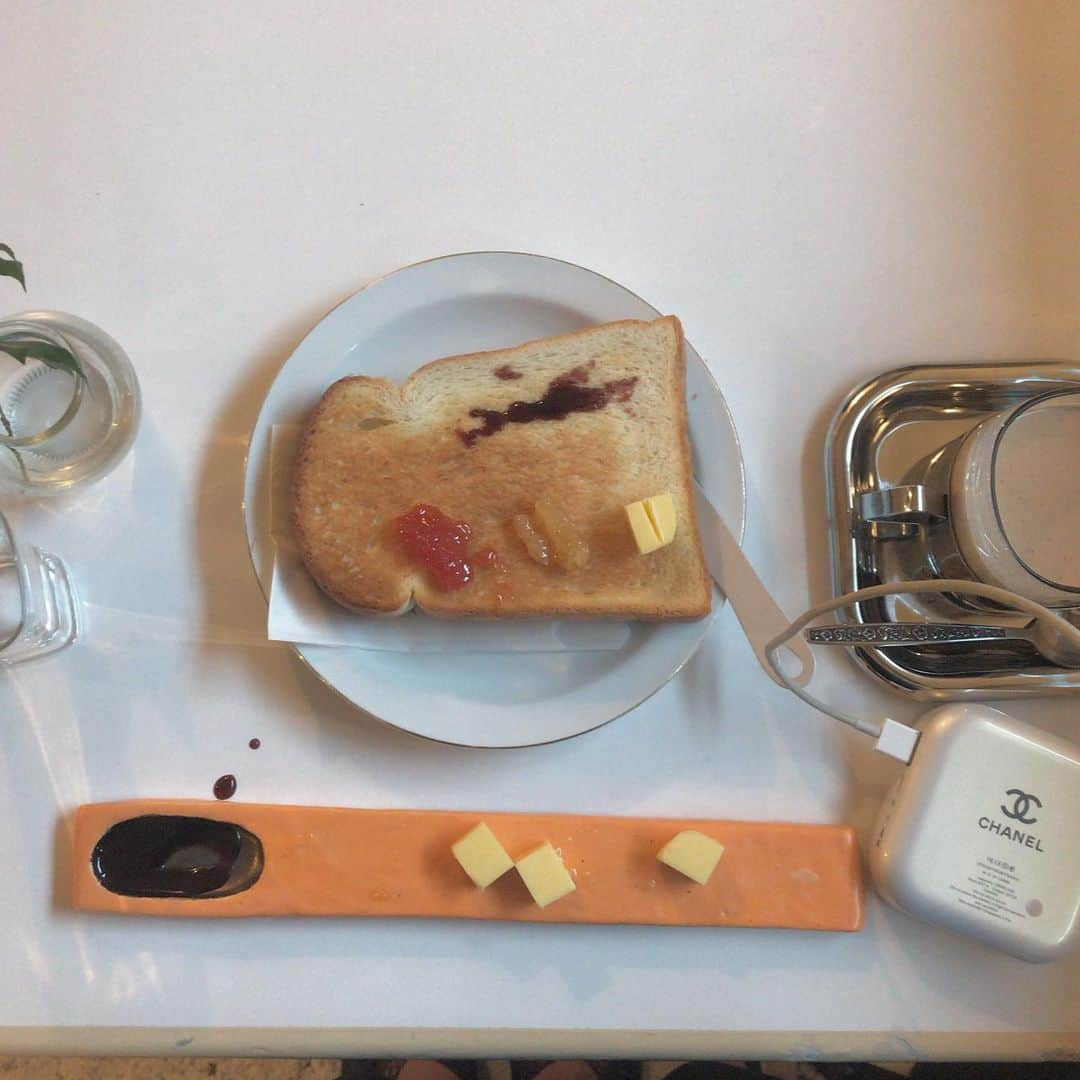 祝茉莉さんのインスタグラム写真 - (祝茉莉Instagram)「ﾊﾟﾝ8ｺﾏ。ﾍﾟﾌさん。美味しいﾊﾟﾝ 🍞🥐🥖」4月25日 23時11分 - _shukumari_