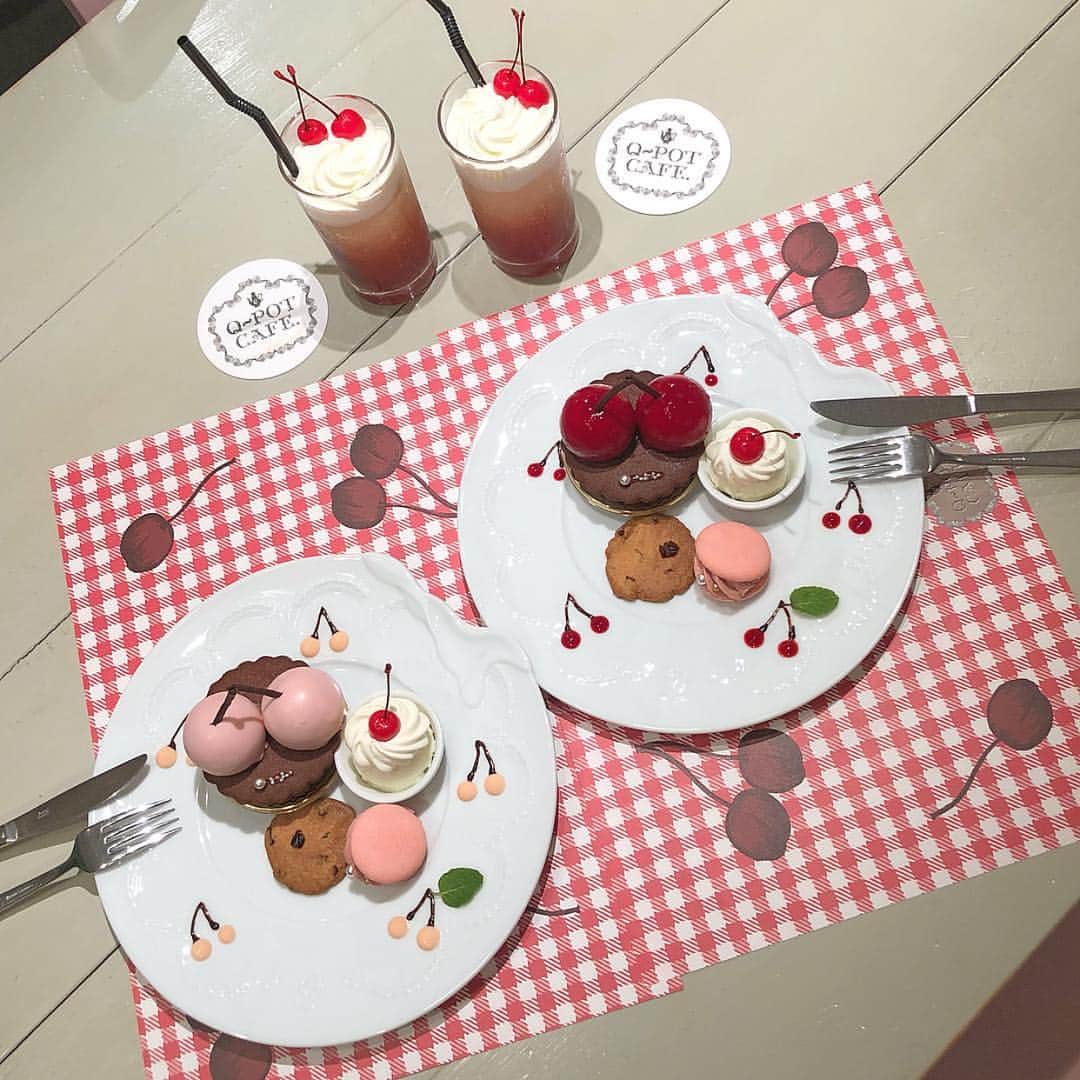 のインスタグラム：「. . ゆゆたんとの毎月恒例行事♥ 今月はチェリーだっ🍒🍒 . #qpotcafe#Cherry #表参道#表参道カフェ#さくらんぼ」