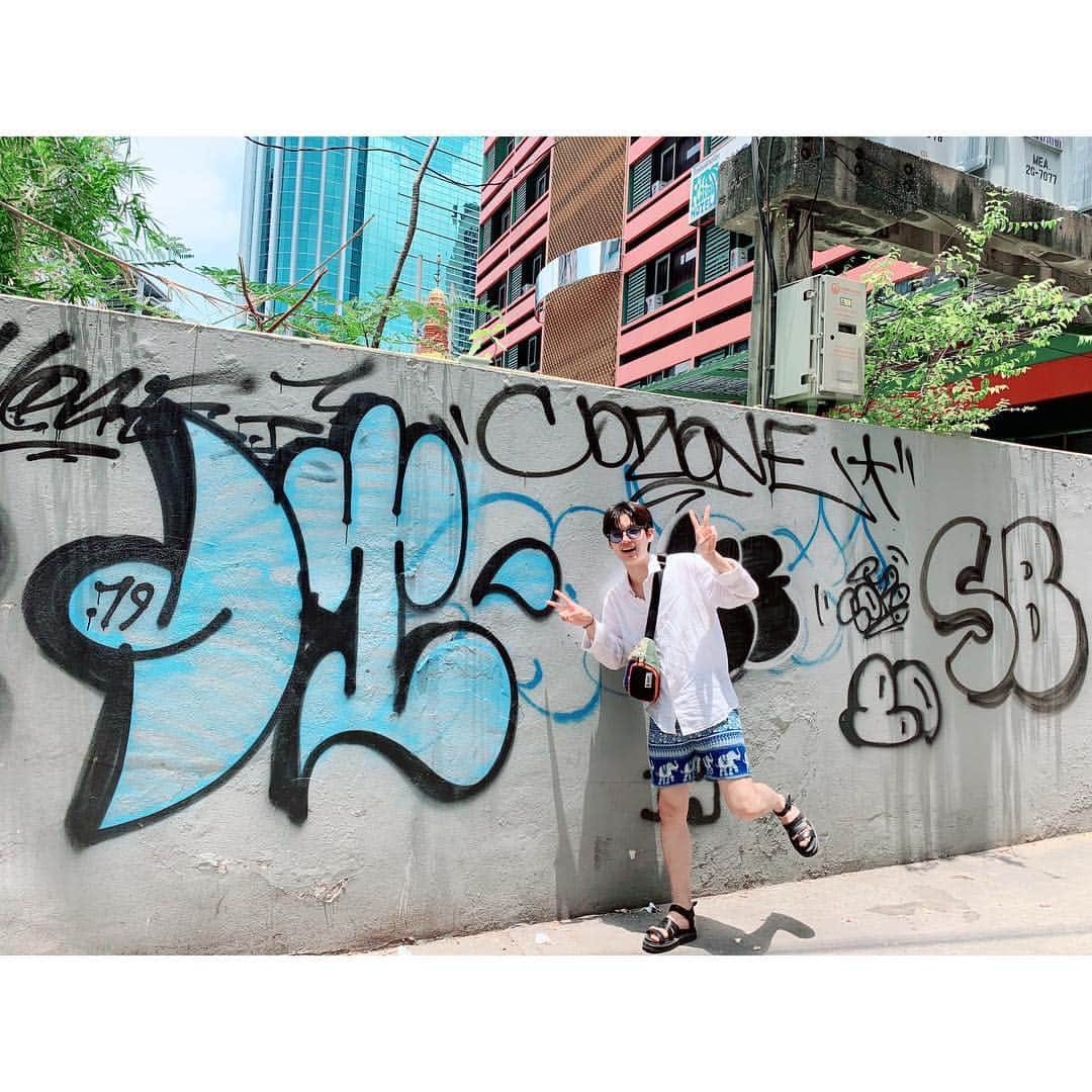 さんのインスタグラム写真 - (Instagram)「😎」4月25日 23時23分 - dongdongisland