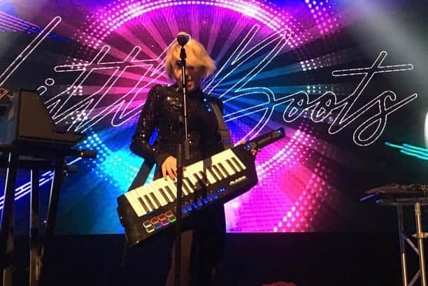 リトル・ブーツさんのインスタグラム写真 - (リトル・ブーツInstagram)「#TBT playing @moogfest last year with @navizadi and @bigp.rex 💜 The line up looks equally amazing this year and kicks off today, my top tip would be @elaminus who remixed by song ‘Picture’ last year, she is awesome! 📸 @parklifedc @rezonatrmagazine . . . #moogfest #moogfest2018 #moogfest2019 #synthesizers #liveelectronicmusic #synthesis #femaleproducers #littleboots #littlebootslive」4月25日 23時38分 - littlebootsmusic