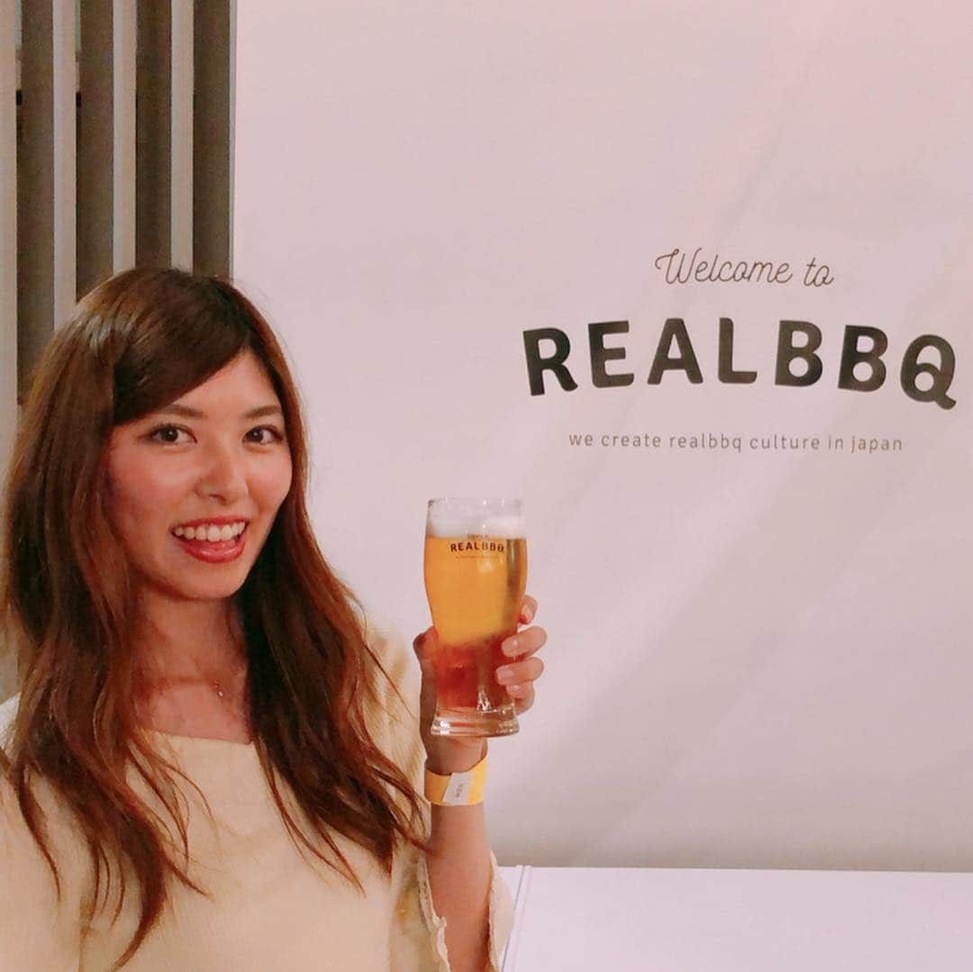 橘ゆりかさんのインスタグラム写真 - (橘ゆりかInstagram)「REALBBQ GARDENタワーレコード渋谷﻿ レセプションに参加させてもらいました🥩🍳🍺﻿ ﻿ 材料を焼くだけ！道具も揃ってるので﻿ 簡単にバーベキューが楽しめます〜😋﻿ ﻿ ステーキ ガーリックライス バターコーン﻿ 焼きたて熱々でぜーんぶ美味しかったよ✨﻿ 私はスイートシナモンポテトの虜になった🥰﻿ ﻿ ﻿ 渋谷の真ん中にビアガーデン﻿ があるとかアクセス最高でしょ🏙﻿ オープンは明日から‼️﻿ 4月26日（金）～9月30日（月）﻿ タワーレコード渋谷 屋上﻿ ■営業時間 18:00～22:00（平日） / 12:00～22:00（土日祝）﻿ ﻿ ﻿ ﻿ #リアルバーベキューガーデン #タワーレコード渋谷店 #タワレコ #屋上 #ビアガーデン #渋谷 #三宅ひとみ #橘ゆりか #アイドリング #同級生 #バーベキュー  #shibuya #realbbqgarden #bbq #japanesegirl #instafood #realbbq_jp」4月25日 23時57分 - yuricalcal