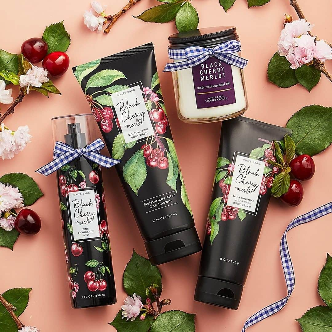 Bath & Body Worksさんのインスタグラム写真 - (Bath & Body WorksInstagram)「Your favorite Candle fragrance now comes in Body Care, too! 🙌  Leave a 🍷 if you can't wait to stock up on Black Cherry Merlot EVERYTHING! (& head to our Story to see even more NEW fragrances in stores now!)」4月26日 0時00分 - bathandbodyworks