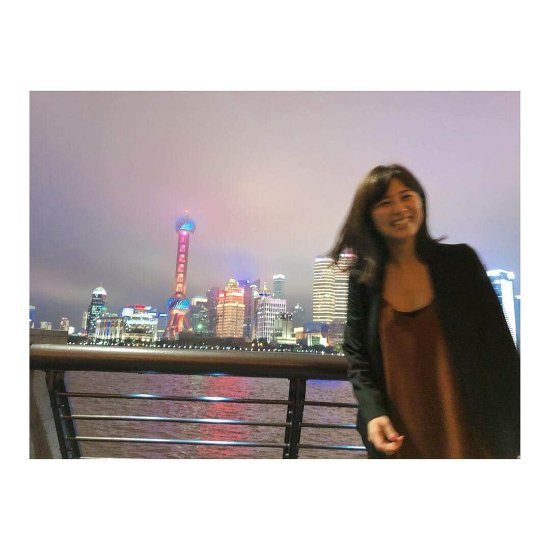 宇賀なつみさんのインスタグラム写真 - (宇賀なつみInstagram)「. . 上海におります♡♡ . . #shanghai  #china」4月26日 0時07分 - natsumi_uga