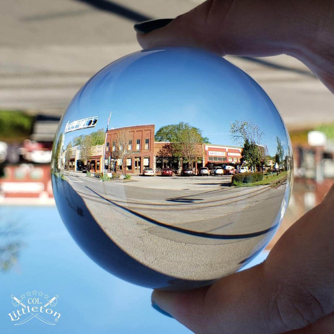 のインスタグラム：「“A hick town is one in which there is no place to go where you shouldn’t be.” – Alexander Woollcott . . #ThoughtfulThursday #ThursdayThoughts #AlexanderWoollcott #LynnvilleTN #WeLoveOurTown #SmallTown #HickTown #JasonAldean #MyColStyle #Leathergoods #Leather #Handmade #Handcrafted #Tennessee #MadeInUSA #LensBall」