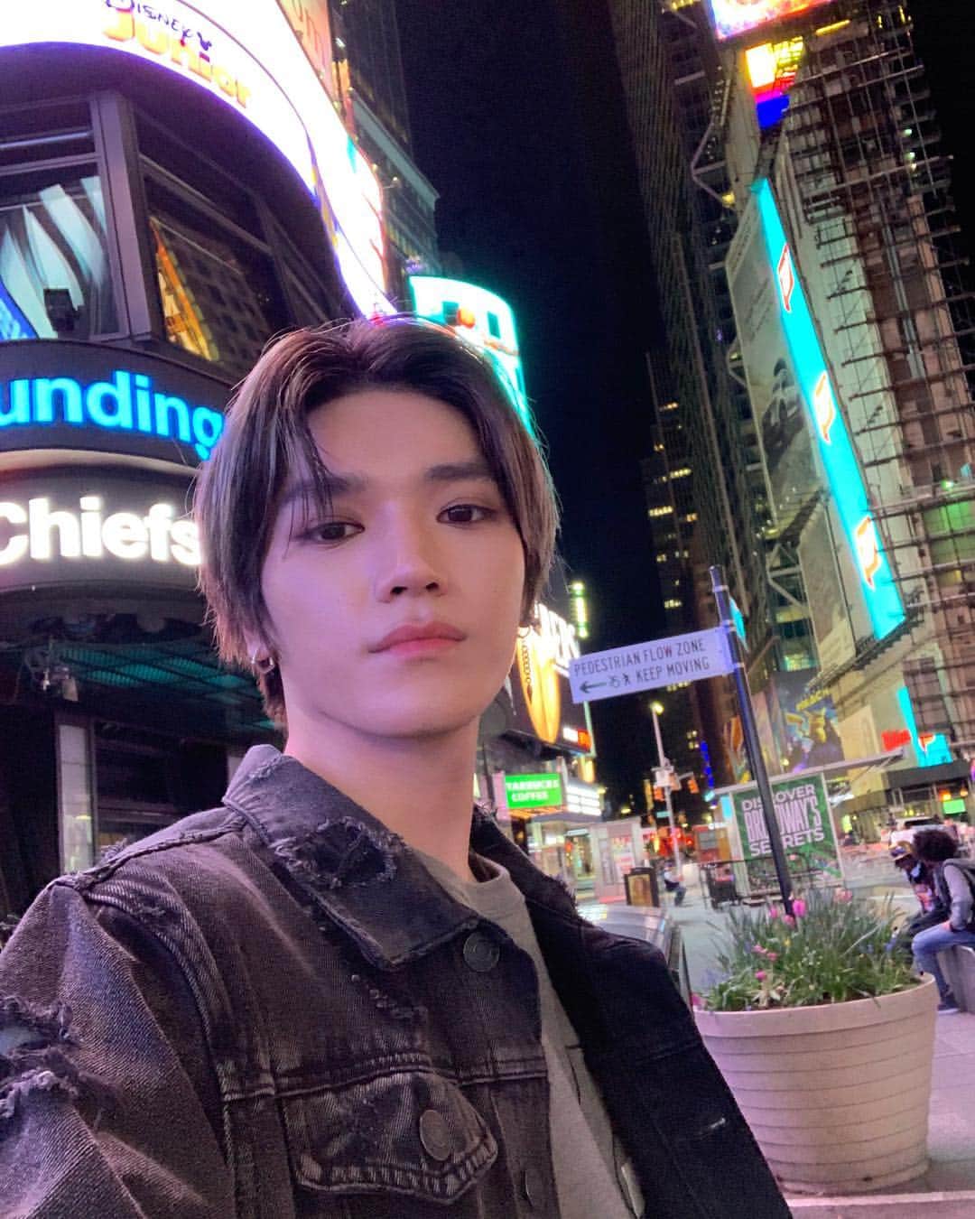 NCT 127さんのインスタグラム写真 - (NCT 127Instagram)「‪Thank you New York & New Jersey !‬ ‪See you in Atlanta - TY ‬ ‪#WE_ARE_SUPERHUMAN‬ ‪#NCT127_SUPERHUMAN‬ ‪#SUPERHUMAN‬ ‪#NEOCITYinUSA #NCT127inUSA #NCT127 #NCT‬」4月26日 1時03分 - nct127
