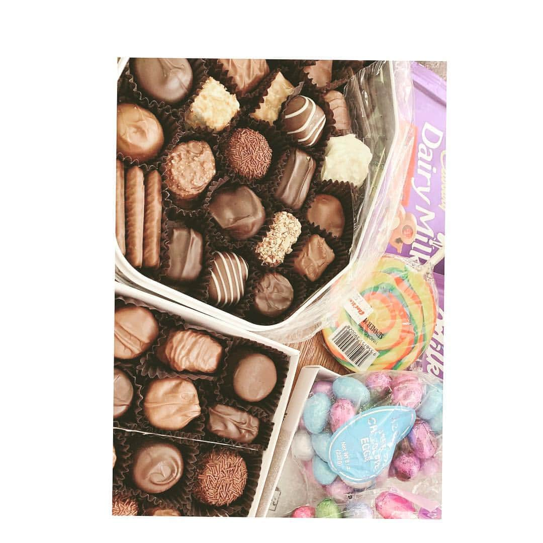 ハ・ジウォンさんのインスタグラム写真 - (ハ・ジウォンInstagram)「🍭🍬👩🏻‍🌾🍫」4月26日 11時57分 - hajiwon1023