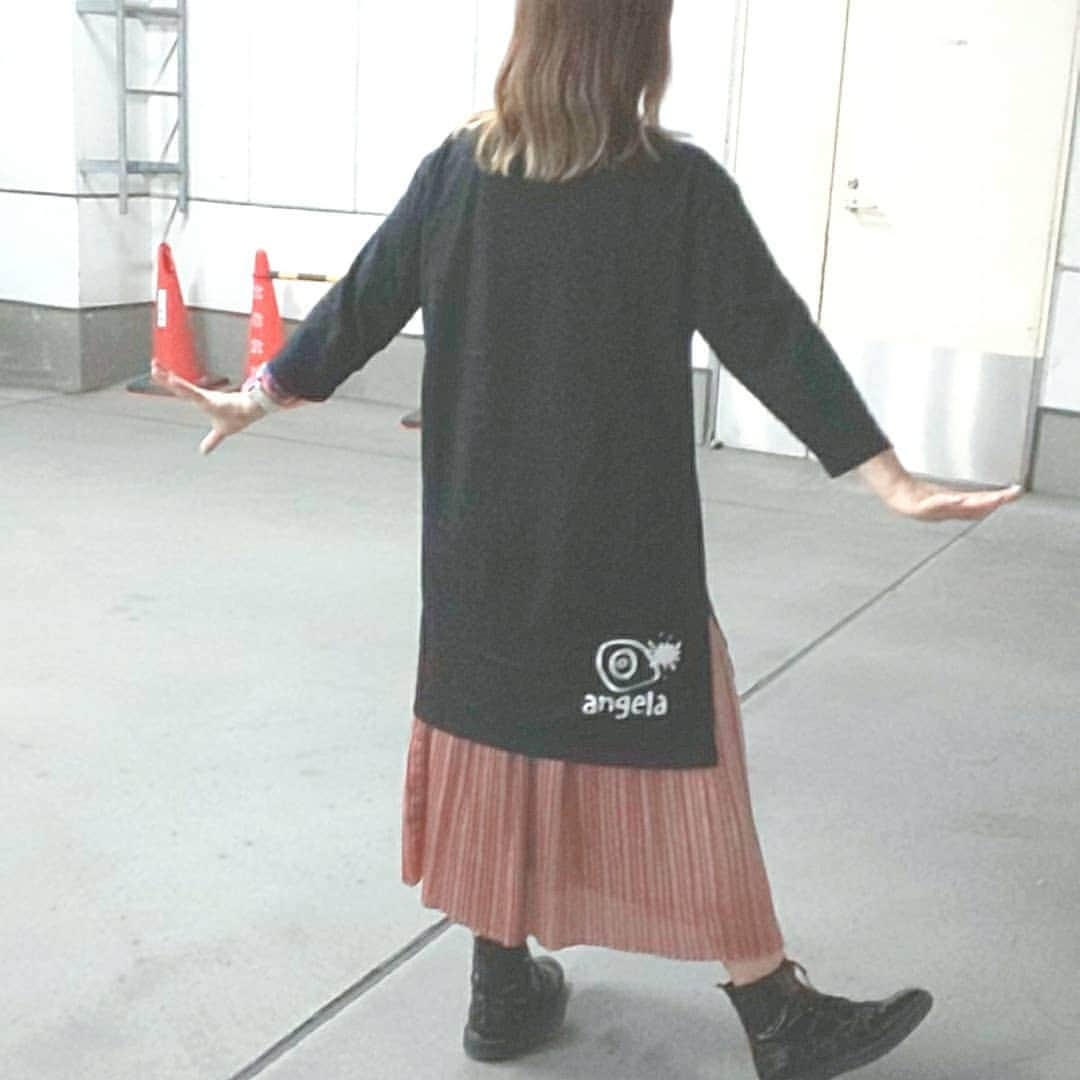 atsukoさんのインスタグラム写真 - (atsukoInstagram)「ライヴTシャツ！」4月26日 10時43分 - angela_atsuko