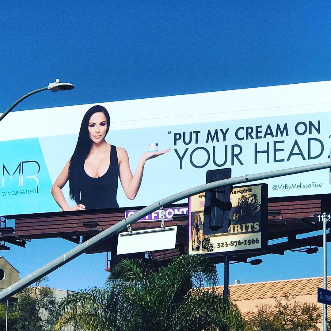 Melissa Risoさんのインスタグラム写真 - (Melissa RisoInstagram)「A big thanks to my Photographer @twistimages Videographer @tragic.vision Graphic Designer @x_snipe and my makeup artist @beautybyangee for helping me create this billboard on Sunset Blvd in Hollywood for @mrbymelissariso 🙏  I never thought I would create my own men’s hair product line and see it advertised on one of the busiest streets in LA where thousands of people see it.  I knew launching a men’s hair product line was going to be a challenge. I was a little kitty going against the big dogs, but that didn’t stop me! I will continue to launch a new product every year and won’t stop until it is a success. The only way to make it to the top is put in the hard work and never stop! Believe in yourself and never give up even if you fail a couple times getting to the top! 😎💪 . . . . . .  #blessed #goals #believeinyourself #motivation #lifegoals #lifechallenges #hairpomade #hair #beauty #mensgrooming #barber #barbershop #styist #hairstylist #mensproducts #hollywood #sunsetblvd #losangeles」4月26日 11時18分 - melissariso