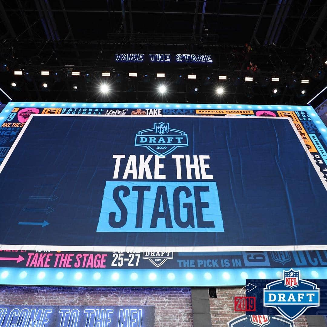 ヒューストン・テキサンズさんのインスタグラム写真 - (ヒューストン・テキサンズInstagram)「The stage is set. #TexansDraft」4月26日 3時03分 - houstontexans