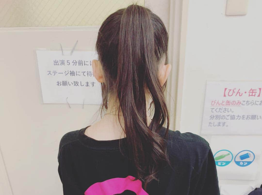 瀬戸栞さんのインスタグラム写真 - (瀬戸栞Instagram)「ポニテ女子はお好きですか(｡･ω･｡)？？ #ポニーテール #idol #live #instagood #ponytail #のーぷらん #瀬戸栞 #followｍe #黒髪 #地毛です #妖精 さんだよ👼」4月26日 3時14分 - shiori_seto