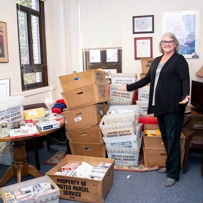 NBC Newsさんのインスタグラム写真 - (NBC NewsInstagram)「A Washington state senator who last week said that some nurses “probably play cards for a considerable amount of the day” says she has received about 1,700 decks of playing cards since the video of her remarks was circulated online. Click the link in our bio to read more. . 📷 Courtesy of Sen. Maureen Walsh」4月26日 3時57分 - nbcnews