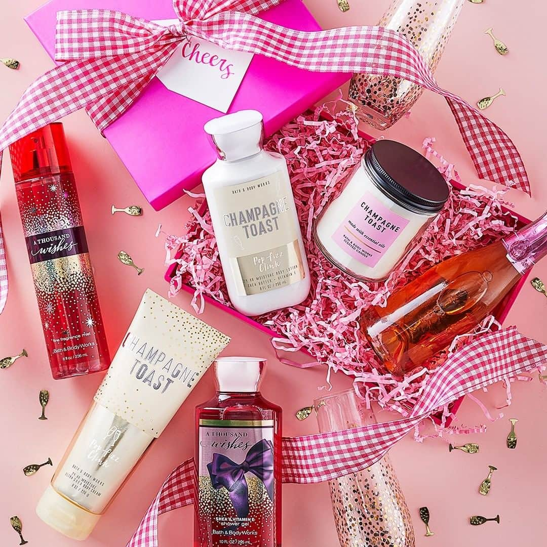 Bath & Body Worksさんのインスタグラム写真 - (Bath & Body WorksInstagram)「For the Mom who loves a good celebration 💕🥂」4月26日 4時01分 - bathandbodyworks