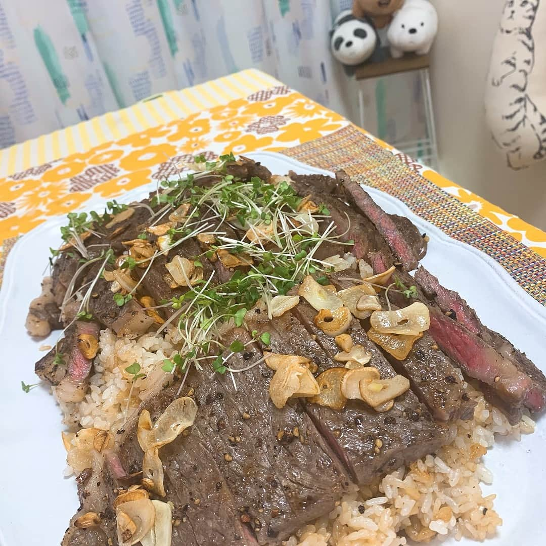 木下ゆうかさんのインスタグラム写真 - (木下ゆうかInstagram)「ステーキ美味しかった！！！🥺🥺🥺 #手ノ子牛  #サーロイン  #youtube #mukbang  #木下ゆうか #kinoshitayuka #木下佑香」4月26日 4時02分 - yuka_kinoshita_0204