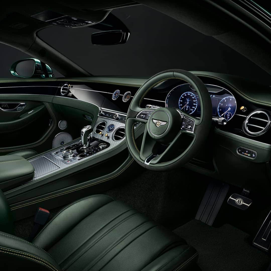 のインスタグラム：「The heritage of the original No. 9 Blower is visible throughout the cabin of the new #ContinentalGT Number 9 Edition by #Mulliner. Interior hide: Cumbrian Green. Link in bio. #Bentley100Years  Continental GT WLTP drive cycle: fuel consumption, mpg (l/100km) - Combined 20.8 (13.6). Combined CO2 – 308 g/km.」