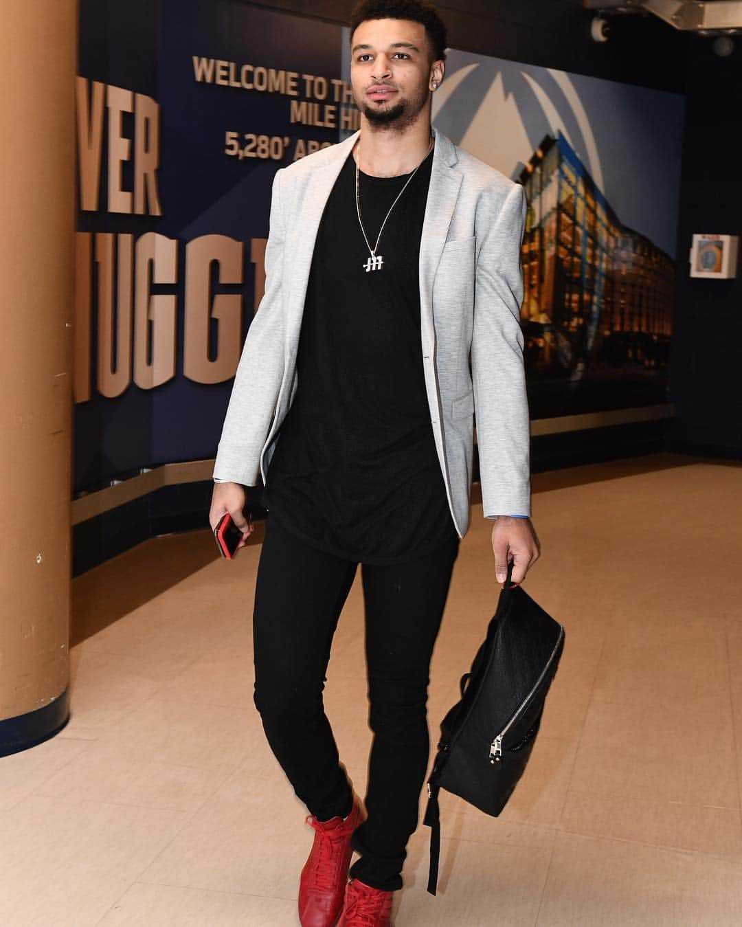 NBAさんのインスタグラム写真 - (NBAInstagram)「Ahead of tonight’s #NBAPlayoffs action (8:00pm/et TNT), we showcase @jmglitxh27’s off-court style! #GameChangers」4月26日 4時30分 - nba