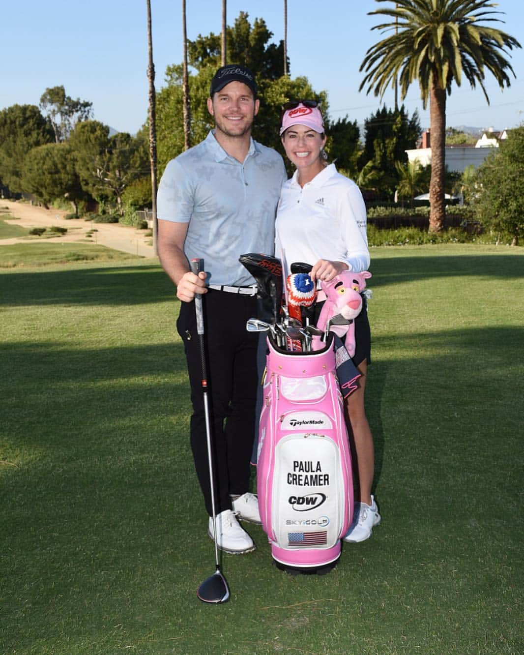 クリス・プラットさんのインスタグラム写真 - (クリス・プラットInstagram)「Had the immense pleasure of hitting the links with @paulacreamer1 yesterday. So inspiring to watch a master at work. Will be tuning in to watch her dominate @lpga_la this week! LESSGO PC!!! Special shout out to @shanekennedy13 for the swing thought. All about that spine angle! Thanks to him I really started to heat up (on the last 4 holes🤨🏌️) juuuust enough to keep me coming back!」4月26日 6時08分 - prattprattpratt