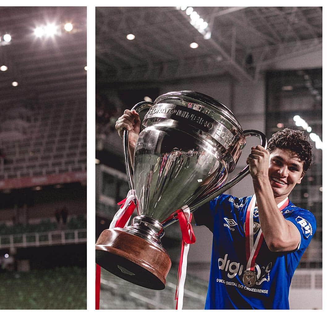 ドドさんのインスタグラム写真 - (ドドInstagram)「#TBT de respeito da grande final do campeonato mineiro. #CAMxCRU #CampeonatoMineiro2019 #Campeão 📸 @pedrovalefoto」4月26日 6時17分 - dodopires