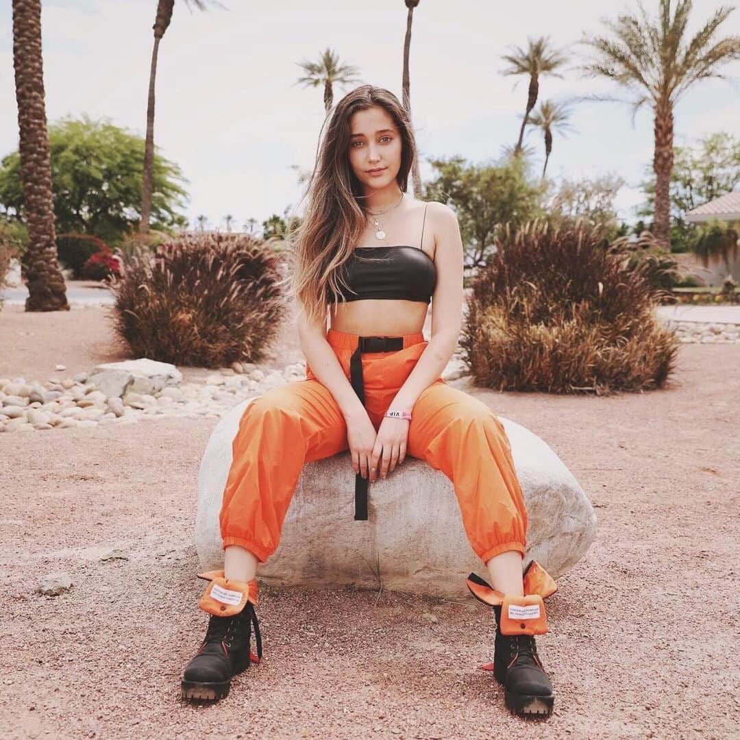 SHEINさんのインスタグラム写真 - (SHEINInstagram)「Getting it right.😆@haileysani⁣ 🔍Search:644698 🔗Link in bio. #SHEIN #SHEINgals #SHEINstyle #sheinfestival #pants」4月26日 6時32分 - sheinofficial