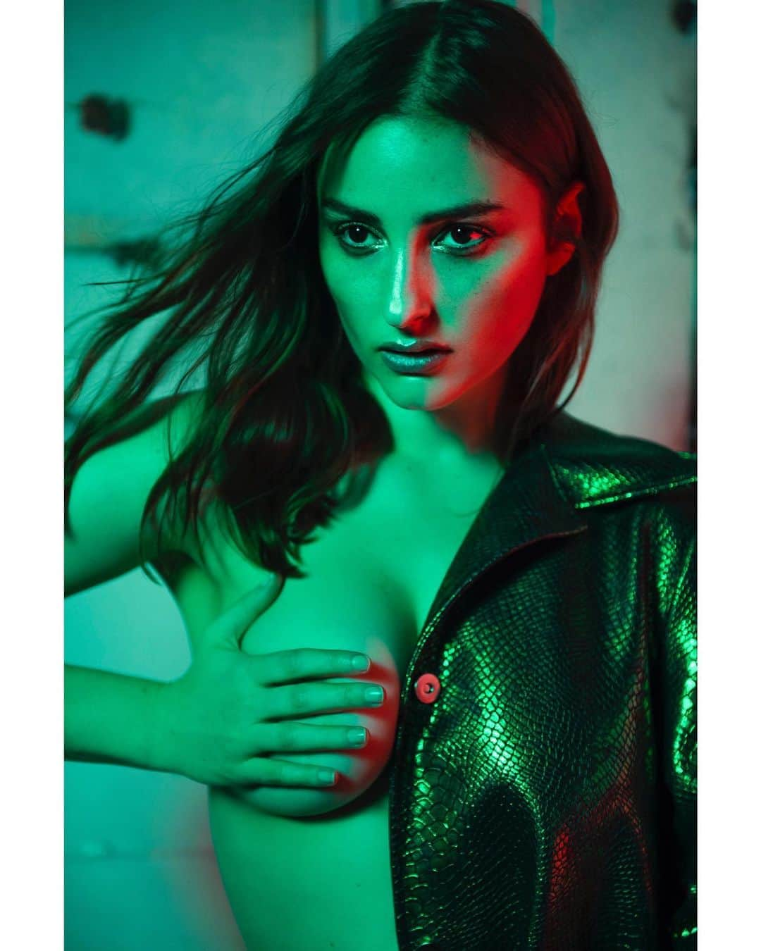 バンクスさんのインスタグラム写真 - (バンクスInstagram)「MONDAY. 4.29.」4月26日 6時52分 - hernameisbanks