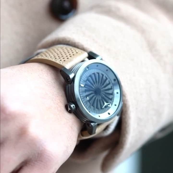 STYLE4GUYSのインスタグラム：「It’s all about the details and quality!  Check out the Most Unique Watches from @Zinvo💥 #ZINVO #myZINVO ➡️ Available: 👉 www.ZinvoWatches.com  Save Extra 15% 🔥 Off on @Zinvo. 👉 using this exclusive Code “TOMMY15” 💥」