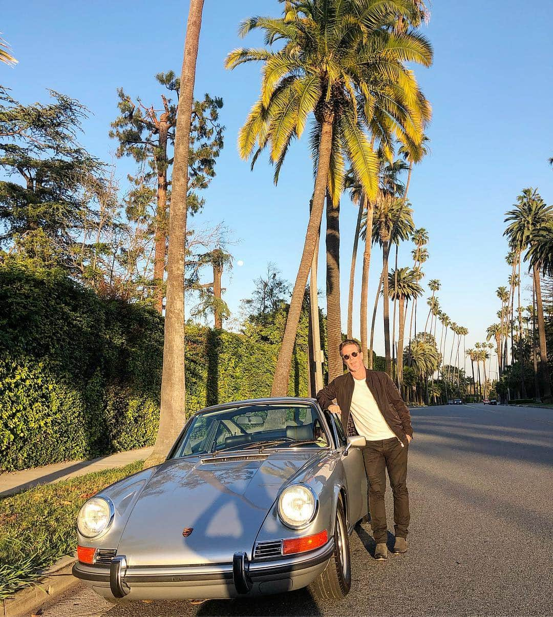 scottlippsさんのインスタグラム写真 - (scottlippsInstagram)「Nice whip! @jordanshipenberg and happy #thursday y’all #cali #porsche #vibes #classiccars」4月26日 7時23分 - scottlipps