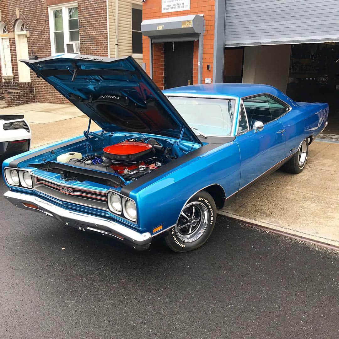 ファンクマスター・フレックスのインスタグラム：「My #69gtx #mopar440 !!!!! I love that American Muscle!!!! Ordered new wheels and tires!!! Waiting for them to arrive!!!」