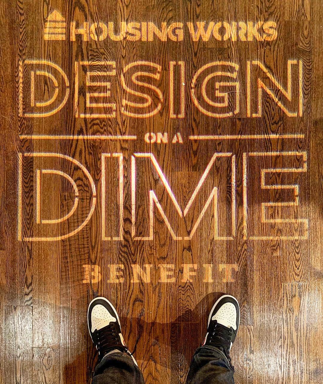 DJ Clark Kentさんのインスタグラム写真 - (DJ Clark KentInstagram)「It’s Going Down • @hwdesignonadime • Benefiting Homeless People Living With HIV & AIDS • #DOADNYC19 • (Make Sure You Check Out The Booth Done By @haldeninteriors)」4月26日 8時45分 - djclarkkent