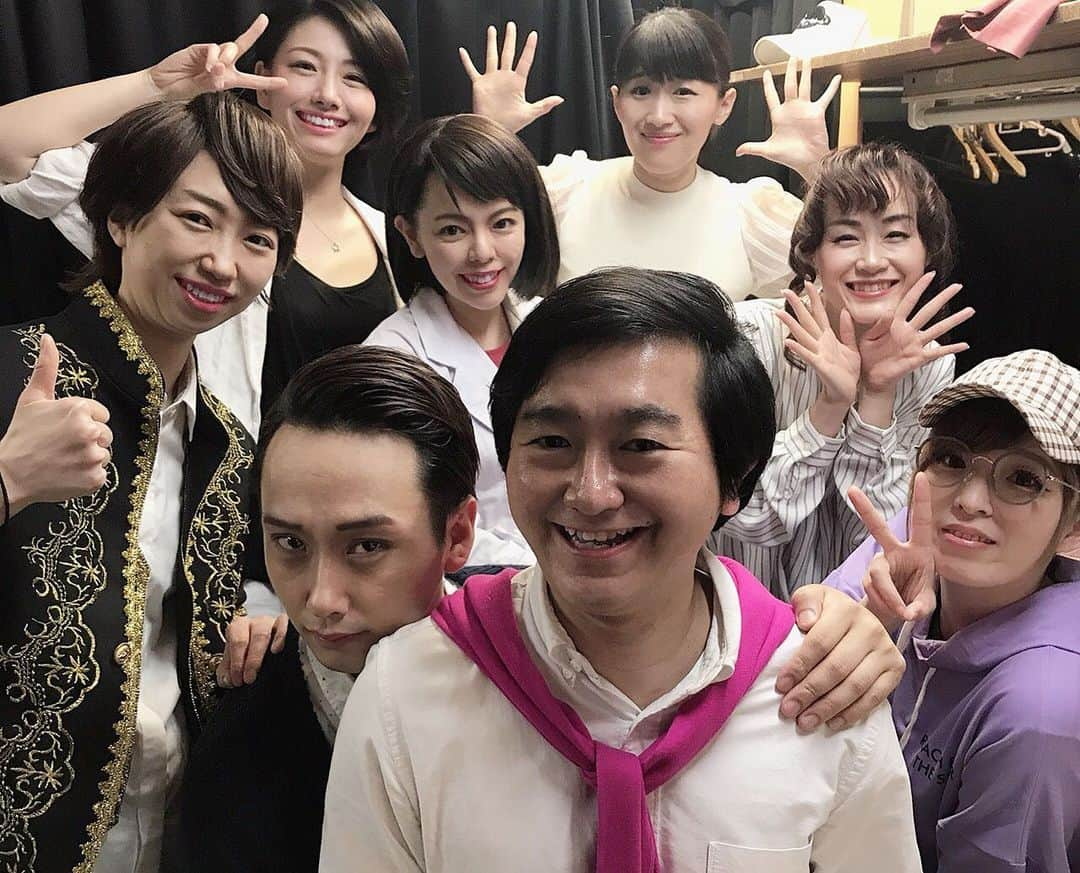 岩村菜々美さんのインスタグラム写真 - (岩村菜々美Instagram)「昨日は久しぶりのキサラでしたー！！ 見に来てくれた方々ありがとうございました✨ また来週もあるからねー😋💕 #新宿そっくり館キサラ  #そっくり館キサラ」4月26日 9時42分 - nanami1120